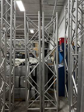 Gtf44pl050 Global Truss F44 Aluminum Box 2.5m 8.2 Feet Has Custom Holes