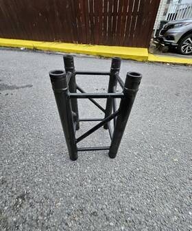 Sq4109 Global Truss 1.64 Foot Black Square
