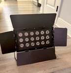 Chauvet Dj Slimbank Q18 Ils Led Wash Light 18X Multicolor Dmx Mic Bracket. Fixed Price $120.00.