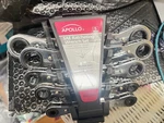 Used Apollo-tools DT1212 5-PIECE Ratcheting Wrench Set SAE(T12). Fixed Price $24.99.