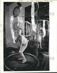 1989 Press Photo Tina Drost Plays With Life-sized Bubble Maker-children's Museum. Fixed Price $23.88.